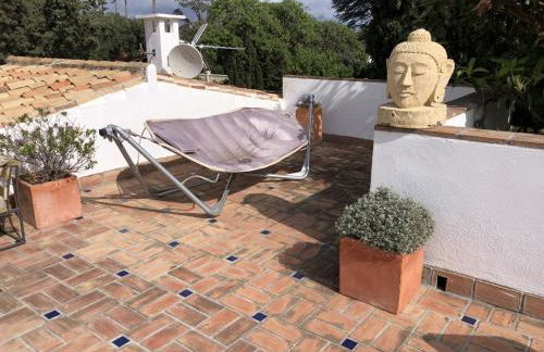 Villa with Heated Pool and Jacuzzi close to Puerto Banus and Beach - Photo 27
