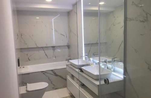 Luksusowy Apartament pod Lasem, Otwock -Shared garden, sauna, wood hot tub! Hot tub seasonal May to October - Foto 8