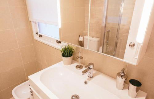 The Lucky Flats - Belando Quintana - Photo 16