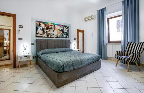 Amazing Apartment In Bettolle With Wifi - Photo 4