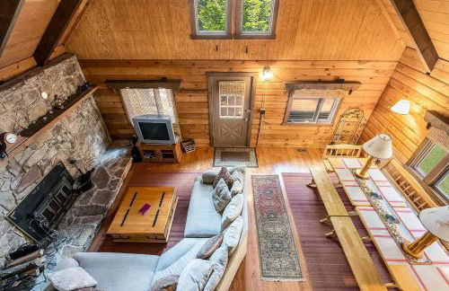 Log Cabin w Loft, Hot Tub, Deck, Fire Pit, & WiFi - Photo 4