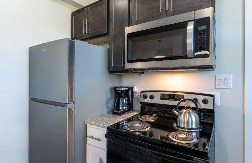 2BR Exclusive Retreat Near Henry Ford - Foto 8