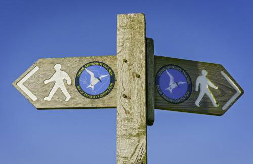 2 Bed in Llanfechell 77640 - Photo 23