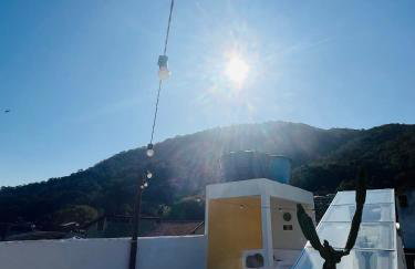 Casa com piscina, churrasqueira e terraço com vista pro mar! - Foto 18