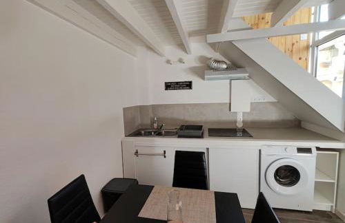 Duplex atypique à La Rochelle avec parking privatif - Foto 9