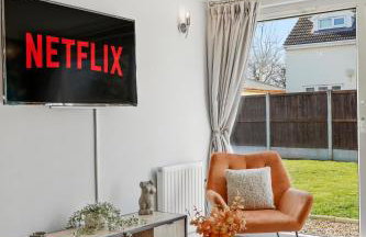 Grab a Deal Today! Massive Home For Contractors & Parking for 4 - Foto 17