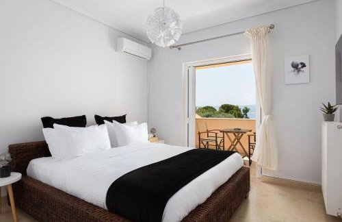 Eretria Luxurious Seafront Villa - Photo 41