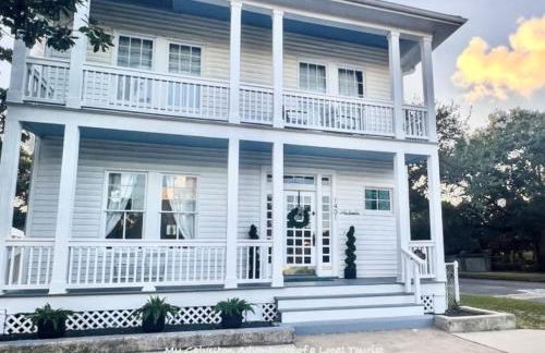 White Magnolia - Bakery Treats, Walk to Beach, Strand, Cruise, Pleasure Pier - Foto 1