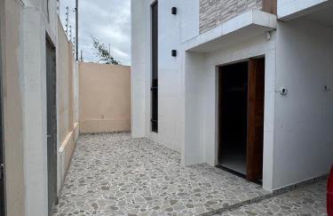 Casa 4 quartos, piscina privativa, 3 suíte geradeila smart tv ar-condicionado - Foto 4