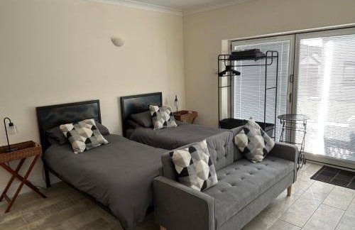 Sharpley Hall Garden Studio not far from Seaham Beach offering Quiet Private Stay with Secure Parking - Foto 7