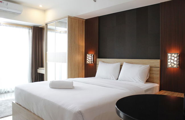 Deluxe Studio Room @ Tamansari La Grande Apartment - Foto 2