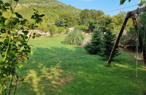 House with big garden and barbeque in nature - Foto 29