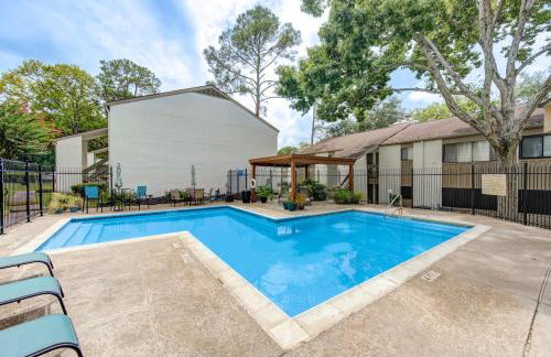 Serene Lakeside 2BR Sunset Views & Relaxing Stay - Foto 16