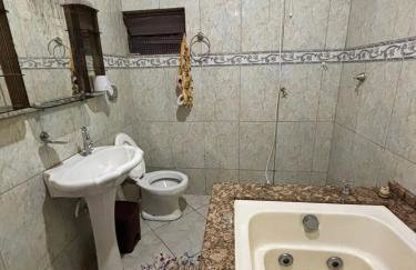 Casa de Veraneio 3 quartos com Ar e mais de 20 camas para grupos e Próximo ao Paraguai - Foto 32