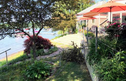 Risingwater Newly Listed Stunning Home with 150-Foot Beachfront in the Finger Lakes - Foto 8