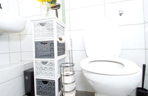 2BR Flat WiFi, Parking Contractors & Families - Foto 25