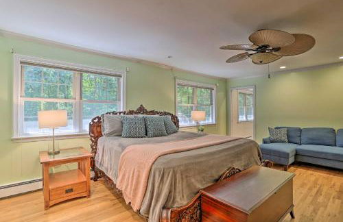 Charming Saylorsburg Retreat with Game Room and Patio! - Foto 16