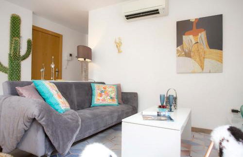 SingularStays Valencia Center - Photo 11