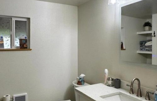 2 Mi to Campus! Family Home with Game Room in Eugene - Photo 14