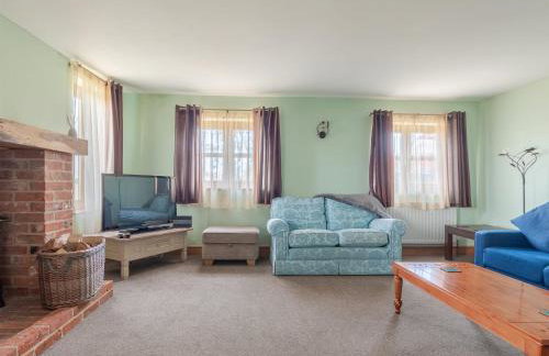 Mimi Cottage - Photo 1