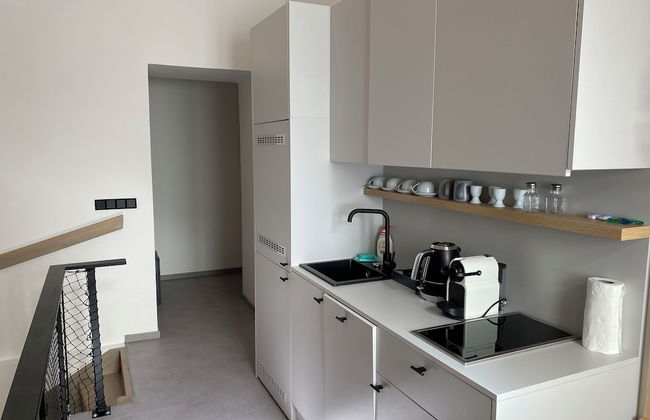 HONEST Karlín - Foto 62