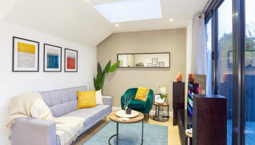 A beautiful Two Bedroom Flat with Garden & Parking - Foto 2