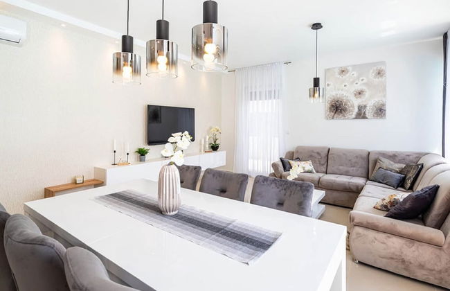 Villa in Zaton With Swimming Pool - Foto 11