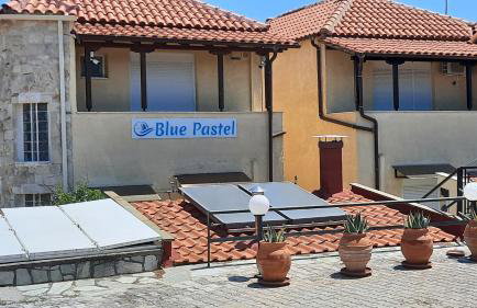 Blue Pastel-cliffside villa, shared pool, wild sandy beach nearby - Foto 36