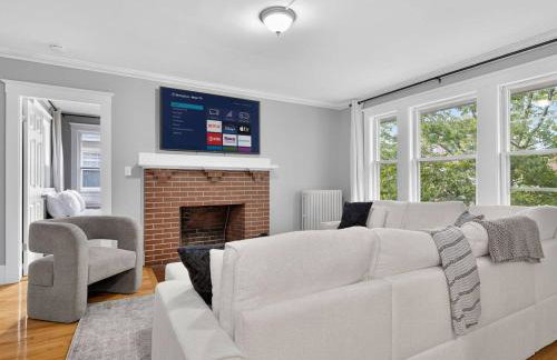 Vintage 5BR apt in Boston with Free Parking - Foto 48