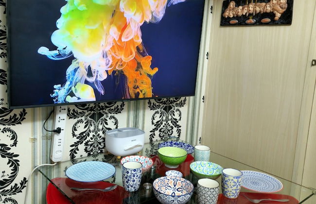 High-Tech Studio at Grass Residences -2 persons only, Quezon City - Foto 14