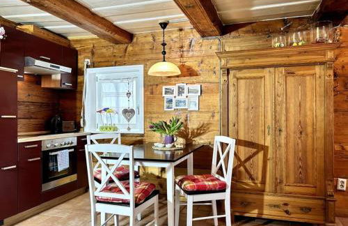 Historische Blockstube anno 1763 - Romantisches Studio-Apartment mit Infrarot-Sauna - Foto 3