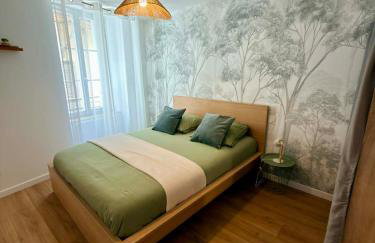 Le salon des voyageurs - Appartement au coeur du Centre Historique de Dole avec Terrasse - Foto 6