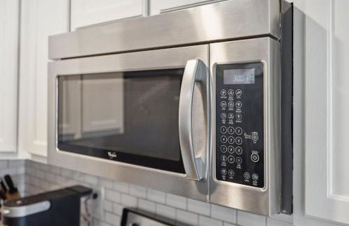 East Nashville Sweetie Near to Downtown 2 Bed 2 Bath with Fenced Yard 30 or more Days by SkyRun Nashville - Foto 55