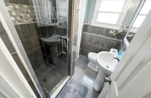 Spacious 7BD Lake View mins to Beach & Boardwalk - Foto 25