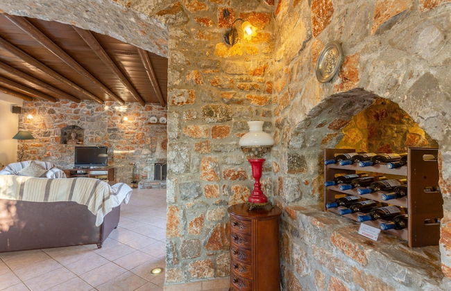 Villa Melina Private Pool Walk to Beach Sea Views A C Wifi Car Not Required - 1605 - Foto 4