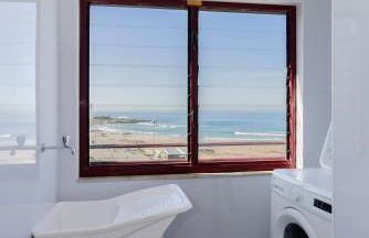 Liiiving in Matosinhos - Seaside Balcony Apartment - Foto 26