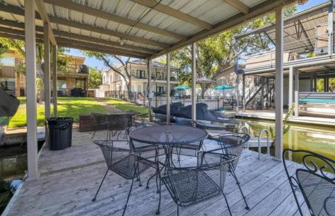 Waterfront Getaway Lake Access Deck BBQ Grill - Photo 20