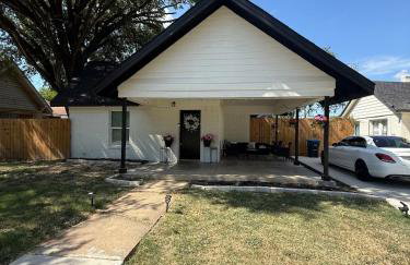 Spacious 3 bedroom 2 bath home in Downtown - Foto 7