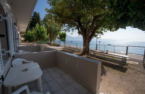 Nikolatos Apartments - Photo 1