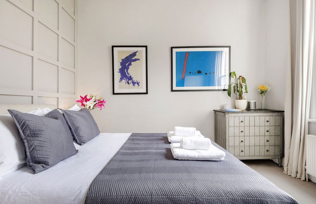 Contemporary Clapham Home Near Wandsworth Common - Photo 1