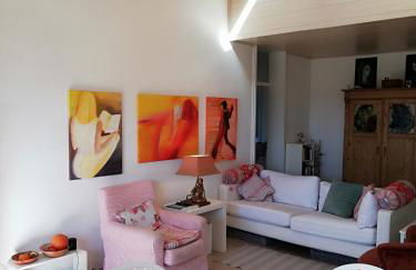 3-Zi Atelierdachwohnung mit Bergblick Seenähe und 2 Loggia - Foto 19