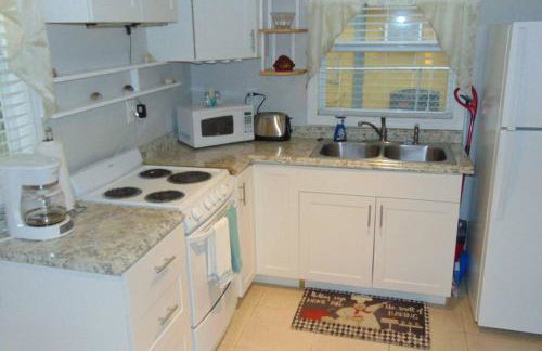 Bright Spacious Studio Near City and Palm Beach - Foto 14