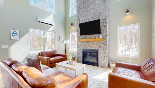 On Mountain Time - Photo 2