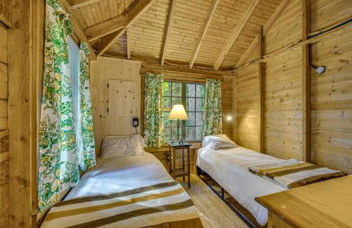 Rustic Cabin with Squam Lake Access and Fireplace! - Foto 13