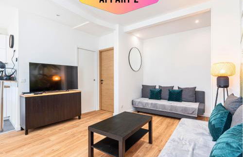 CASA REINE JEANNE- ideal groups & family -CENTRAL near train station - PARKING - New&CONFORT-AC - Foto 49