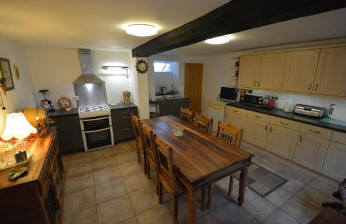 Pier Cottage - Photo 2