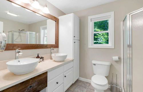 Waterfront Access with Kayaks Private Deck and a Firepit - Photo 36