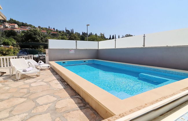 Villa Ivana - Three-bedroom Villa With Private Pool - Photo 24