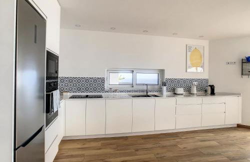 Villa Omar by LovelyStay - Foto 15