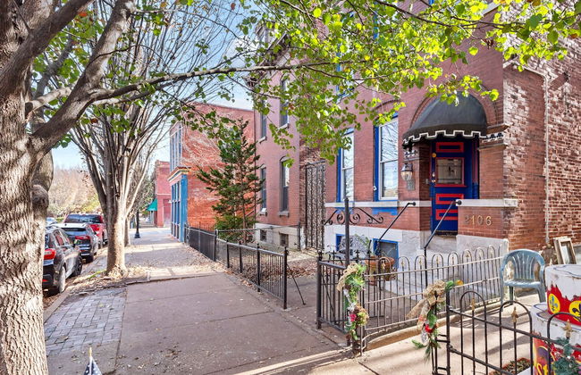 Charming Studio on Cherokee Street - JZ Vacation Rentals - Photo 32